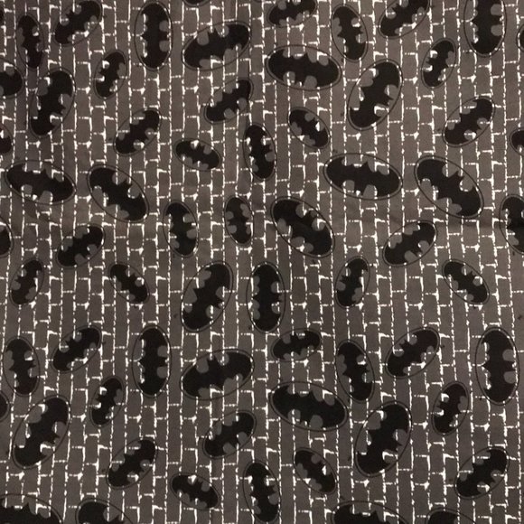 Batman Cotton Fabric 3 yards x 42 inches - Picture 1 of 5